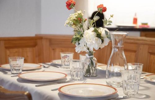 Grindelwald Apartment | Pet-Friendly Apartment Chalet Abendrot - 4-Star Accommodation