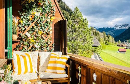 Zweisimmen Apartment | Family-Friendly Retreat at Apartment Chalet Anita by Interhome