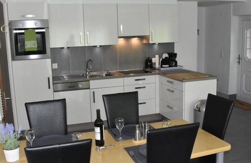 Beatenberg Apartment | Cozy Apartment Chalet Beatrice with Family-Friendly Amenities
