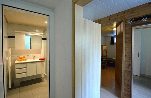 Beatenberg Apartment | Cozy Apartment Chalet Beatrice with Family-Friendly Amenities
