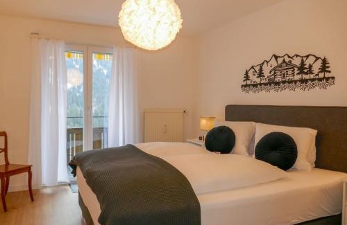 Grindelwald Apartment | Family-Friendly Apartment Chalet zur Höhe with High Ratings