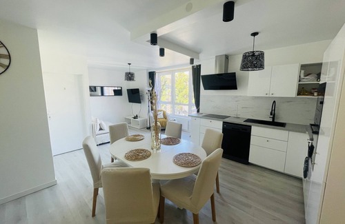 Flers-Breucq Apartment | Welcoming Apartment Charmant Cocon Plus for Family Getaways