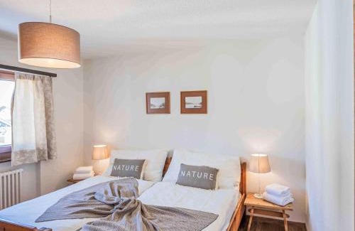 Celerina-Schlarigna Apartment | Pet-Friendly Apartment Chesa Mulin with Family Amenities