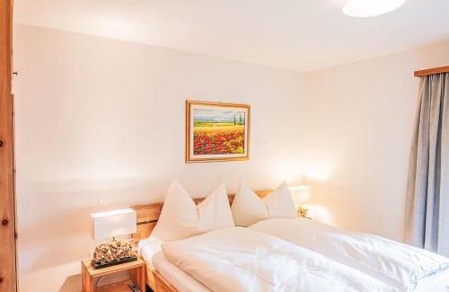 Sils-Maria Apartment | Pet and Child-Friendly Apartment Chesa Polaschin B - Sils
