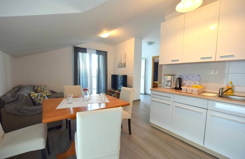 Gabonjin Apartment | Top-Rated Apartment Cindrić 2 with Kitchen & Breakfast