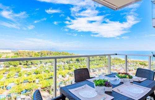 Cabanes Apartment | Oceanfront Apartment Ciudad Jardin - Marina d'Or by Interhome