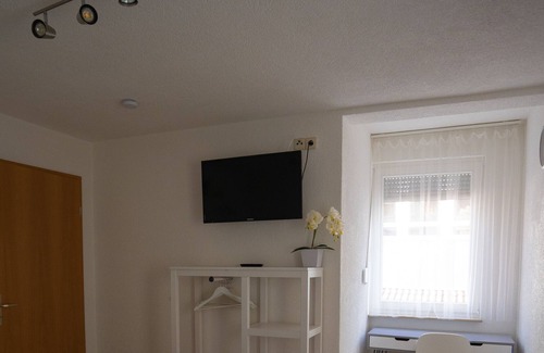 Reutlingen Apartment | Apartment-Classic-Ensuite with Bath-City view