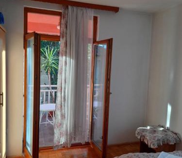 Ilidza Apartment | Family-Friendly Apartment Comfy Home - Rated 10/10 by Guests