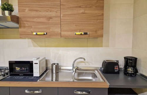 Misterbianco Apartment | Convenient Apartment near Catania Center with Pool & Spa