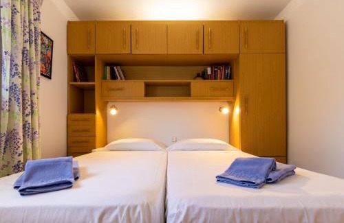 Creixell Apartment | Oceanfront Apartment Constellacio: Family & Pet Friendly Escape
