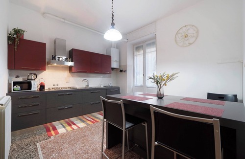 Savona Apartment | Apartment 'Cruise' with Private Terrace, Balcony and Wi-Fi