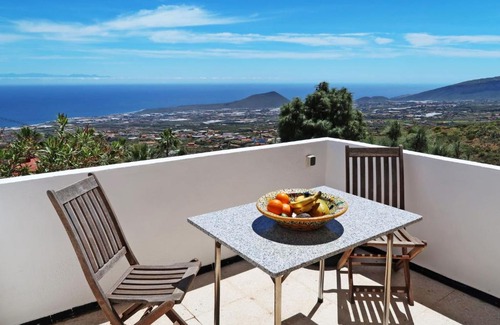 Las Cuevecitas Apartment | Discover Apartment Cuevecitas - Ideal for Families and Relaxation