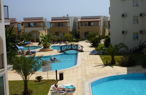 Gastria Apartment | Family-Friendly Apartment with Pool and Kitchen Amenities