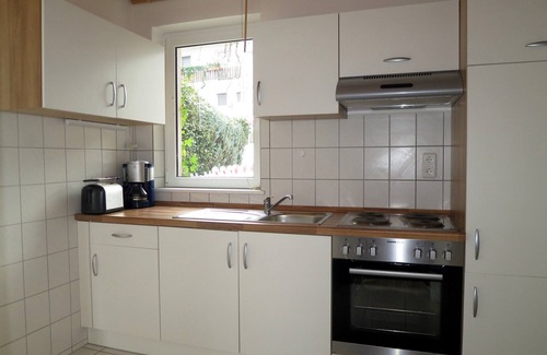 Dingelsdorf Apartment | Apartment 'D2, 60qm' with Private Terrace, Shared Garden and Wi-Fi