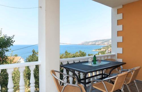 Prizna Apartment | Oceanfront Apartment Daniel - KBG404 with Child-Friendly Features