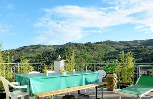 Isolalunga Apartment | Family-Friendly Retreat at Apartment Daniela - DOL295