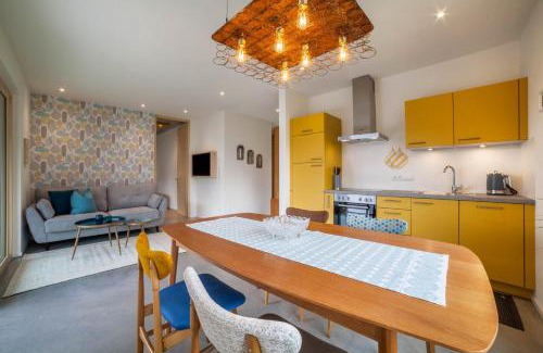 Cermes Apartment | Discover Apartment Das Eckige: Guest Rated 9.8, Pet Friendly