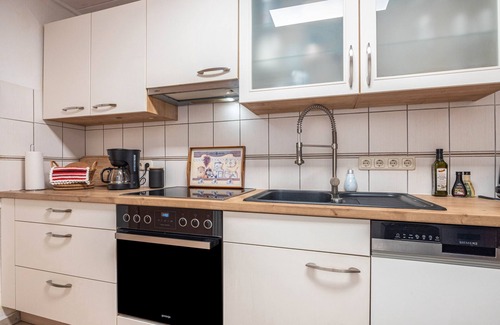 Bad Harzburg Apartment | Apartment 'Das Spatzennest' with Mountain View, Private Terrace and Wi-Fi