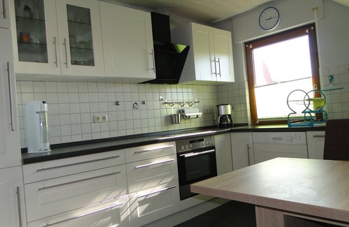 Bad Brueckenau Apartment | Highly Rated Apartment "Am Klosterberg" with Breakfast