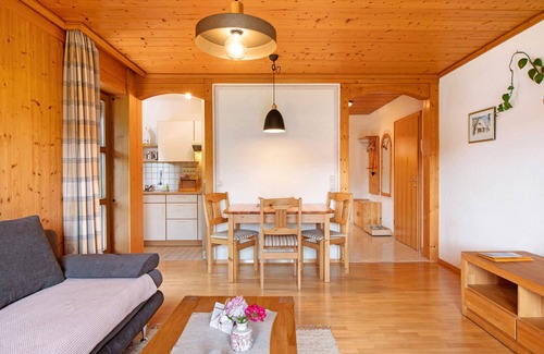 Bernau Apartment | Mountain View Apartment 'Ferienwohnung Ahorn' with Terrace