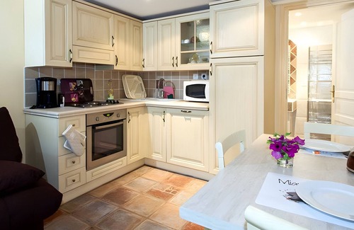 Murato Apartment | Apartment 'De Charme Dans Une Bergerie' with Shared Pool, Wi-Fi and Air Conditioning