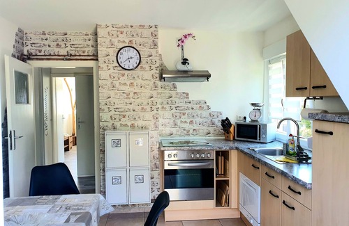 Lehen Apartment | Discover Apartment Schweier: Central Retreat with Spa & More