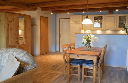 Kopendorf Apartment | Pet-Friendly Apartment Lighthouse with Breakfast & Kitchen