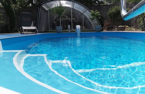 Mühlhausen Apartment | Comfortable Madrid Apartment for Up to 6 Guests