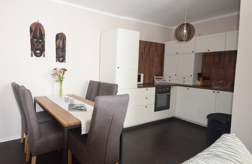 Mühlhausen Apartment | Pet-Friendly Apartment Kapstadt for Up to 5 Guests
