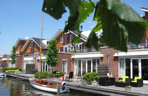 Municipality of Uitgeest Apartment | Oceanfront Apartment De Meerparel - Family & Pet Friendly