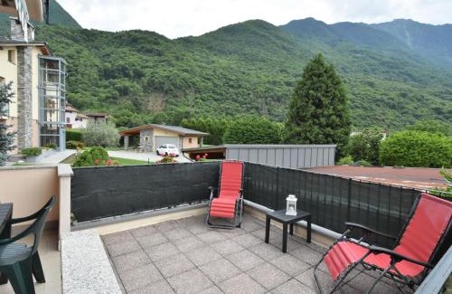 Delebio Apartment | Family-Friendly Delebio Terrace Apartment with Great Reviews