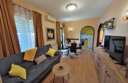 Opatija Apartment | Oceanfront Apartment Delost with Pet-Friendly Amenities
