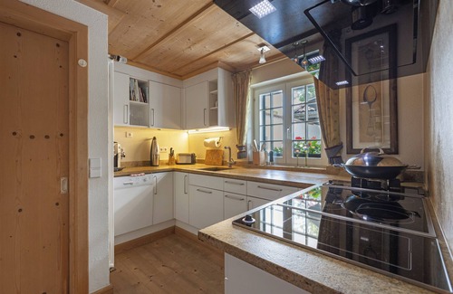 Hoechenschwand Apartment | Apartment 'Deluxe' with Mountain View, Private Terrace and Wi-Fi