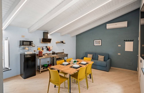 Ascea Apartment | Apartment 'Deluxe Gigli' with Wi-Fi and Air Conditioning
