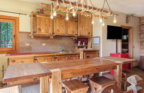 Monno Apartment | Apartment 'Deluxe' with Mountain View and Private Garden