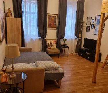 Funfhaus Apartment | Discover Apartment Demel: Family-Friendly & Accessible Stay