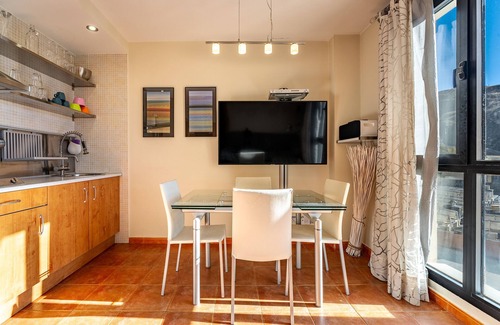 Pradollano Apartment | Cozy Apartment 'Diseño A Pie De Pista' with Mountain Views