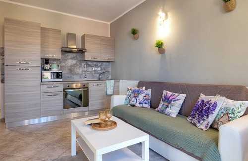 Trinita d'Agultu Apartment | Apartment 'Dolce Vita' with Sea View, Shared Pool and Wi-Fi