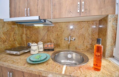 Agios Gordios Apartment | Relaxing Apartment 'Doliva Chris' with Private Pool & Views