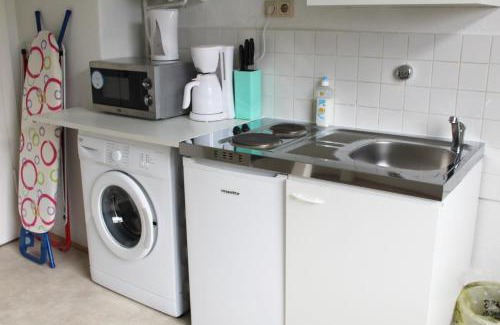 Herrenhausen Apartment | Family-Friendly Stay at Apartment Donau in a Prime Location