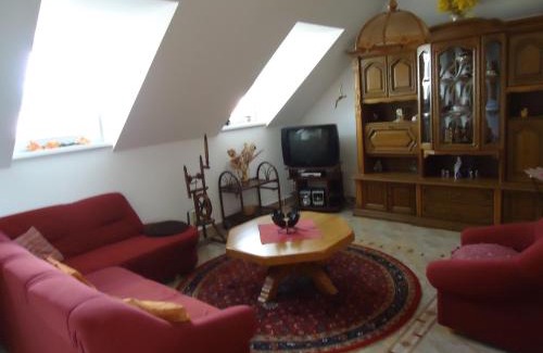 Frantiskovy Lazne Apartment | Child-Friendly Apartment Duhová with 8.9/10 Guest Rating
