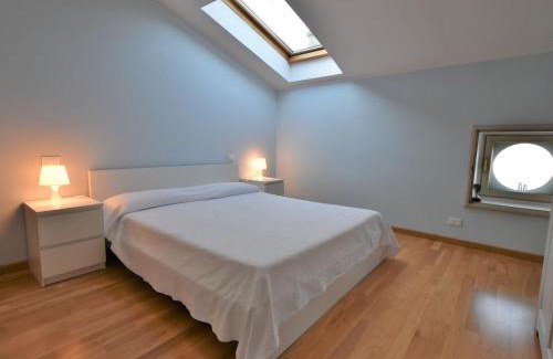 Iseo Apartment | Oceanfront Apartment Duomo Mansarda - Guest Rated 9.4