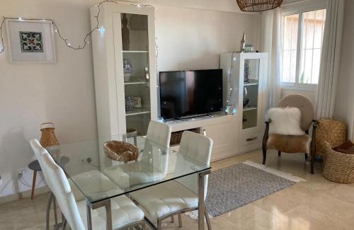 Castillo de Sabinillas Apartment | Oceanfront Apartment Duquesa Fairways, Manilva - 9.6/10 Rating