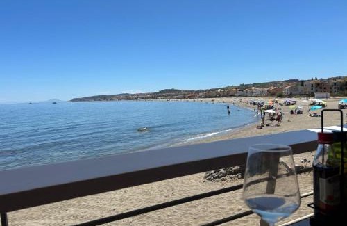 Castillo de Sabinillas Apartment | Oceanfront Apartment Duquesa Fairways, Manilva - 9.6/10 Rating