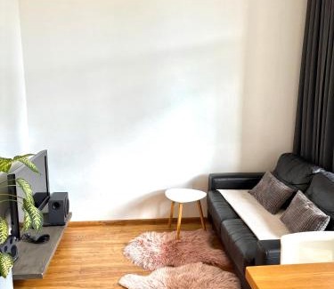 Purvciems Apartment | Top-Rated Apartment Dzelzavas 19/3 with Hot Tub & Breakfast