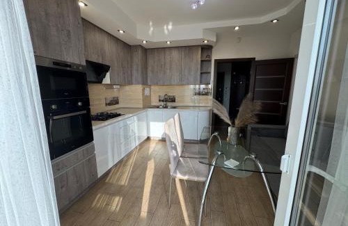 Yavory Apartment | Discover Dzhordzha Vashynhtona: Top-Rated Child-Friendly Stay