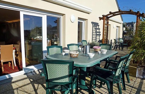 Trouville-sur-Mer Apartment | Exceptional Oceanfront Apartment Elisa with Spa & Breakfast