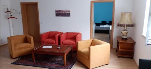Grafenwohr Apartment | Stylish Apartment E2 - Ideal for 1-3 Guests, Rated 9.3/10