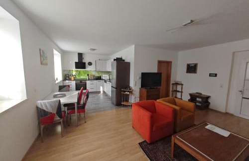 Grafenwohr Apartment | Stylish Apartment E2 - Ideal for 1-3 Guests, Rated 9.3/10
