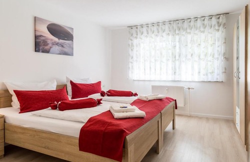 Friedrichshafen Apartment | Stylish 3-Bedroom Apartment Eastside with Balcony for Families